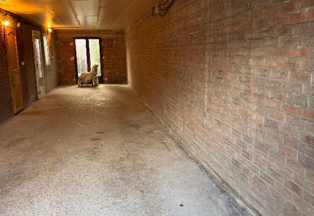 Travaux d’isolation fibre de bois dans un garage