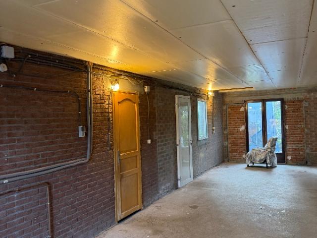 Travaux d’isolation fibre de bois dans un garage